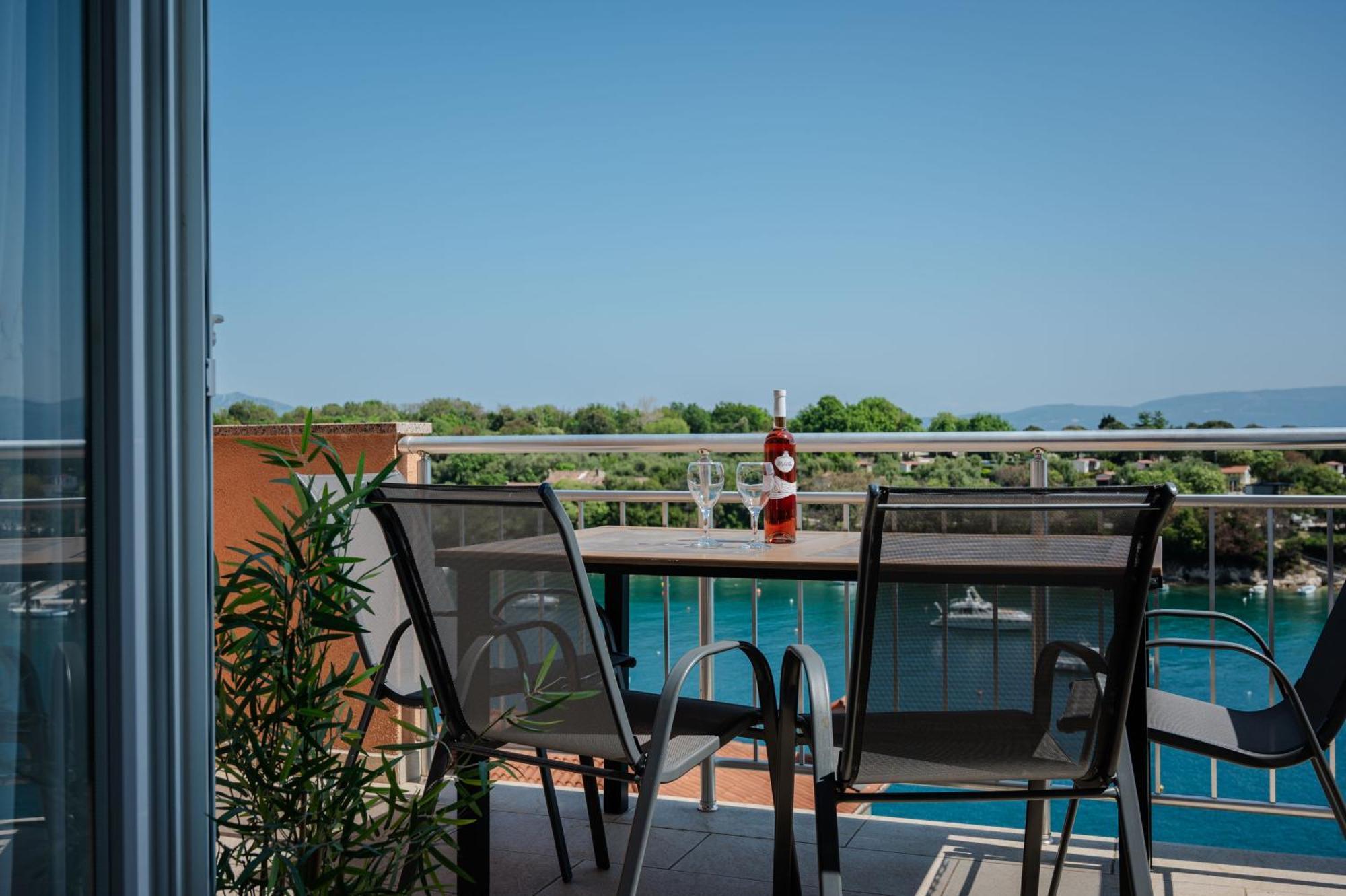 Alex Apartment Drenje  Luaran gambar